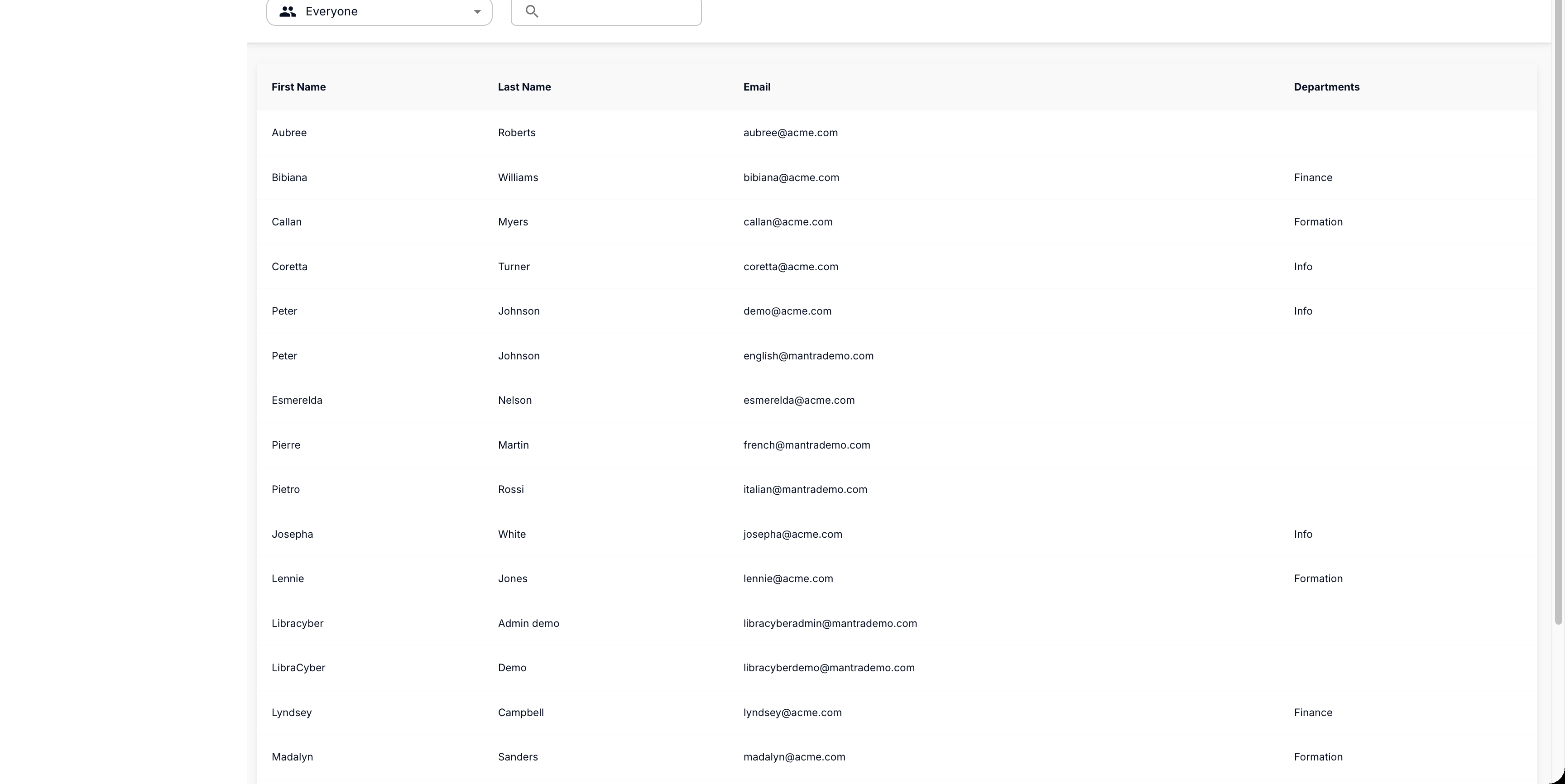 Elenco Awareness Users con le colonne Nome, Cognome, Email e Reparti, il filtro per reparto e la ricerca in alto